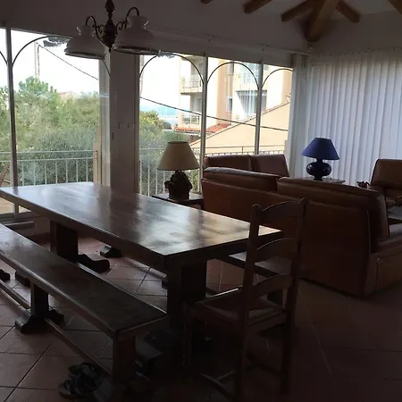Villa Echappee Bleue Immobilier - Les Pesquier *